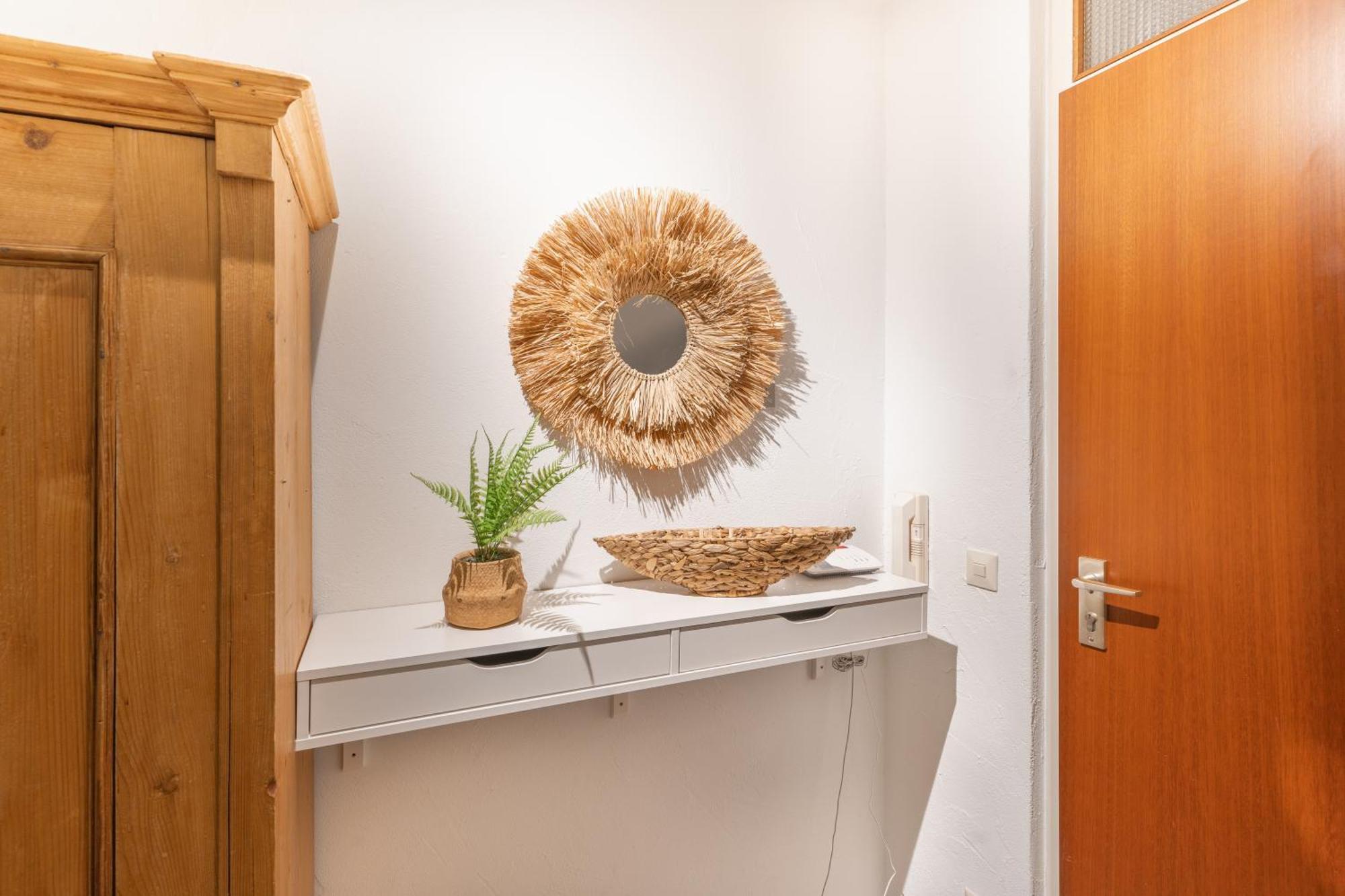 Seeblick-Oase Istayunixi Seenaehe-Sauna-Balkon-Netflix-Parkplatz Ohningen Exterior foto